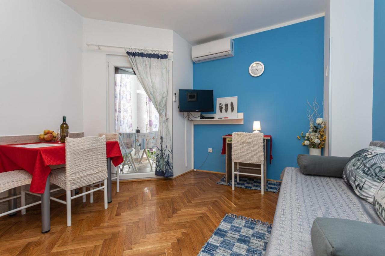 Blue Sky Baska Apartment Exterior foto
