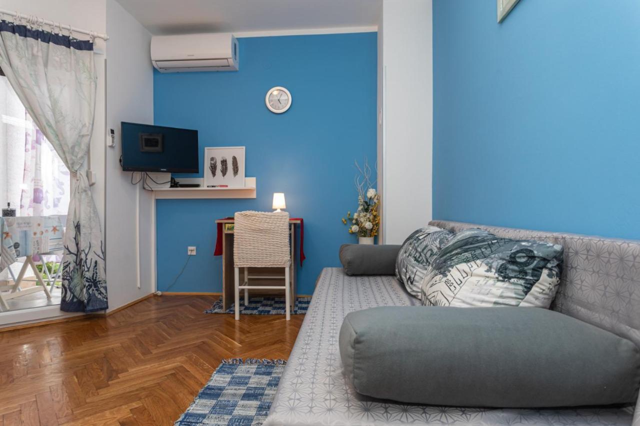 Blue Sky Baska Apartment Exterior foto